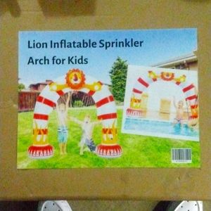 Inflatable sprinkler arch